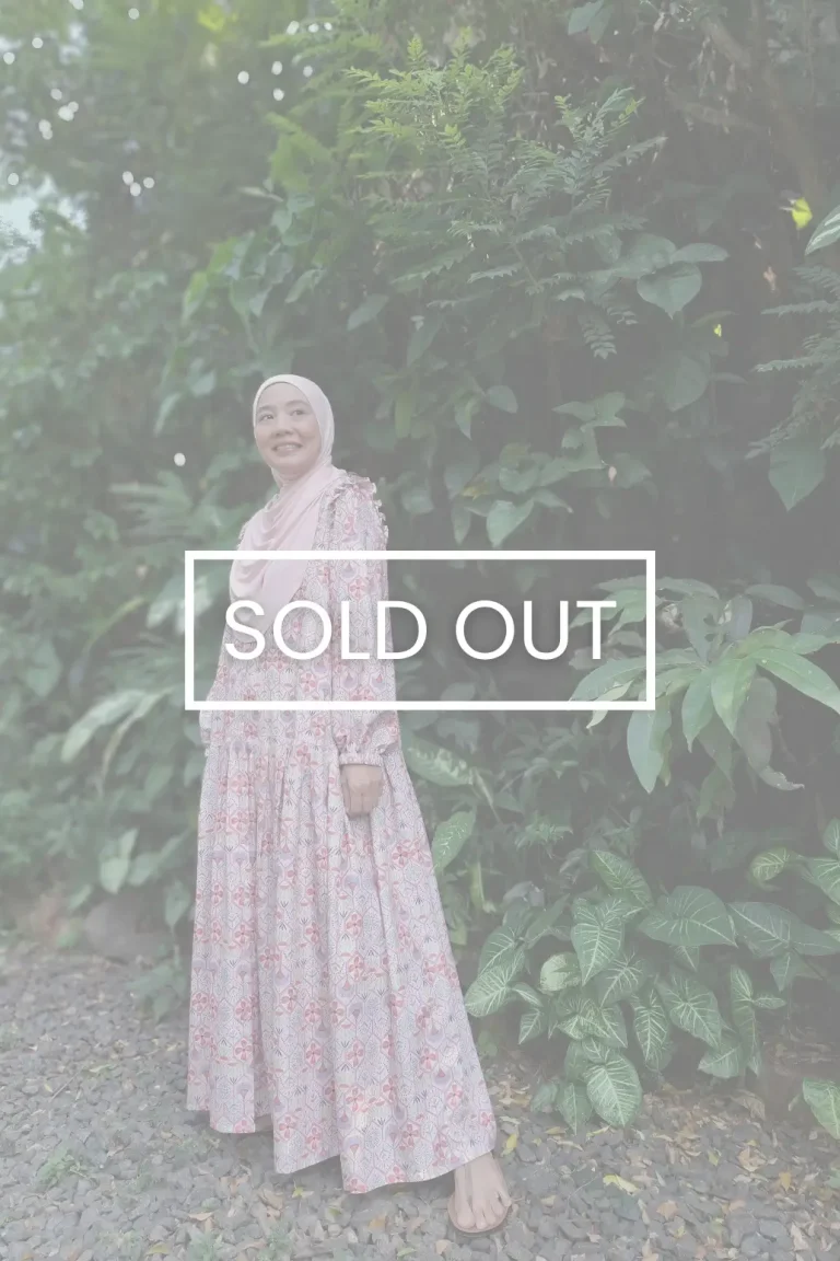 aletta dusty pink model 1 SOLD OUT