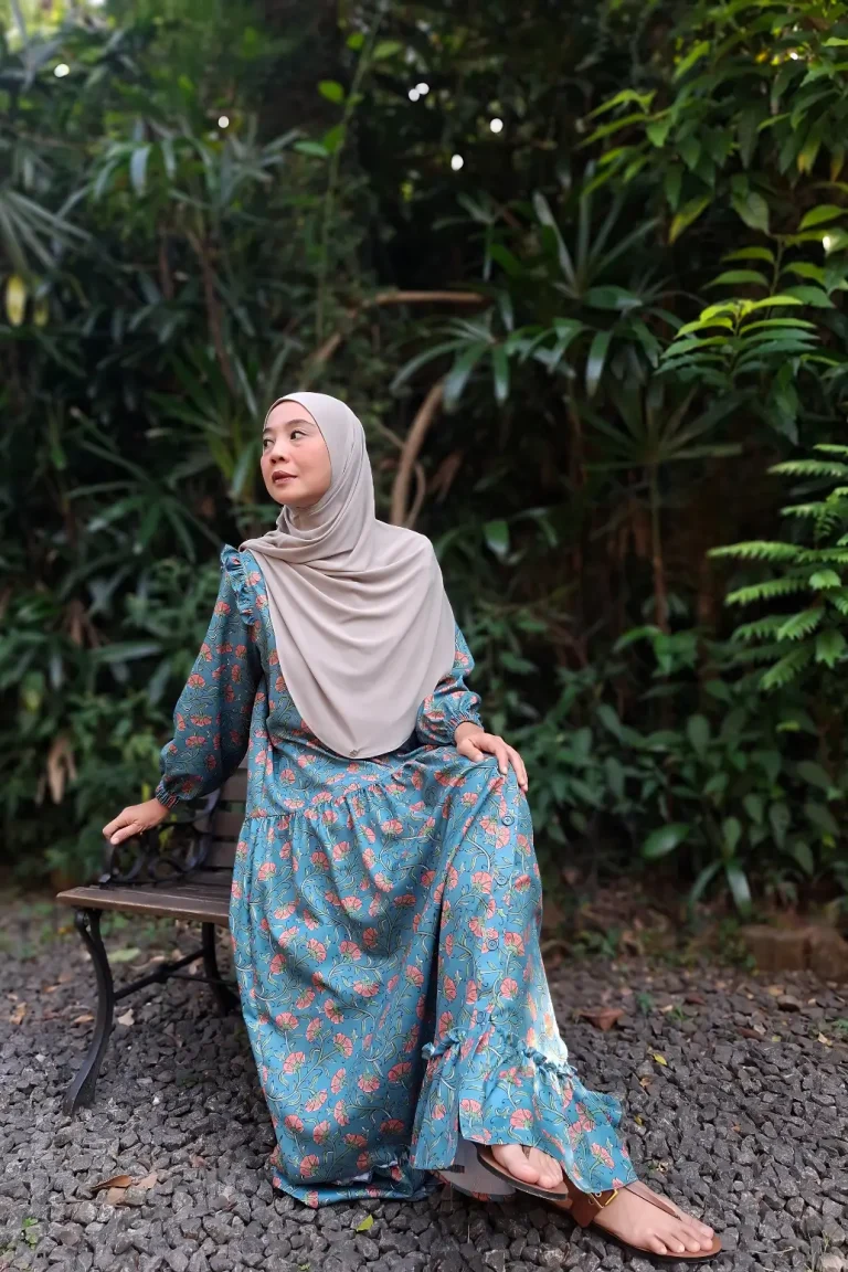 aletta - green model 2